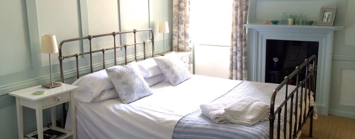 john-wood-house-the-bath-holiday-company-banner